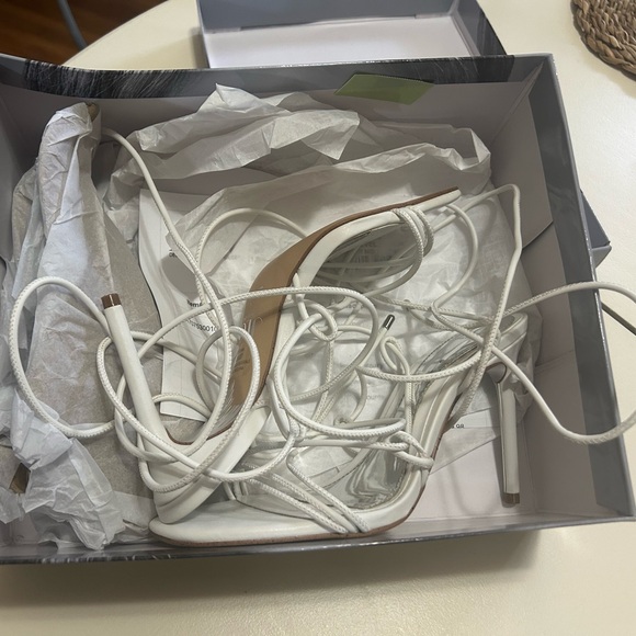 JLO Frina by Jennifer Lopez heel sandals white - Picture 6 of 9